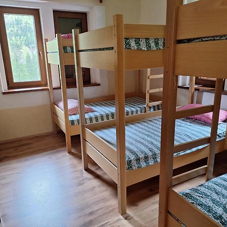 Dom Klementa Juga Hotell Lepena Eksteriør bilde